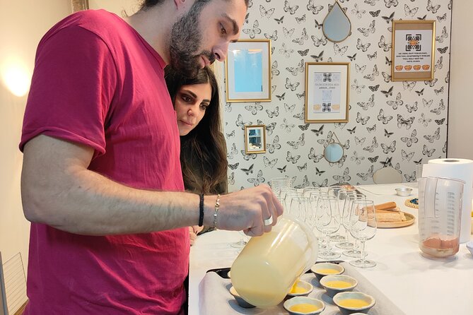 Workshop Nate Pastel and Cocktails in Porto - Tasting the finished natas