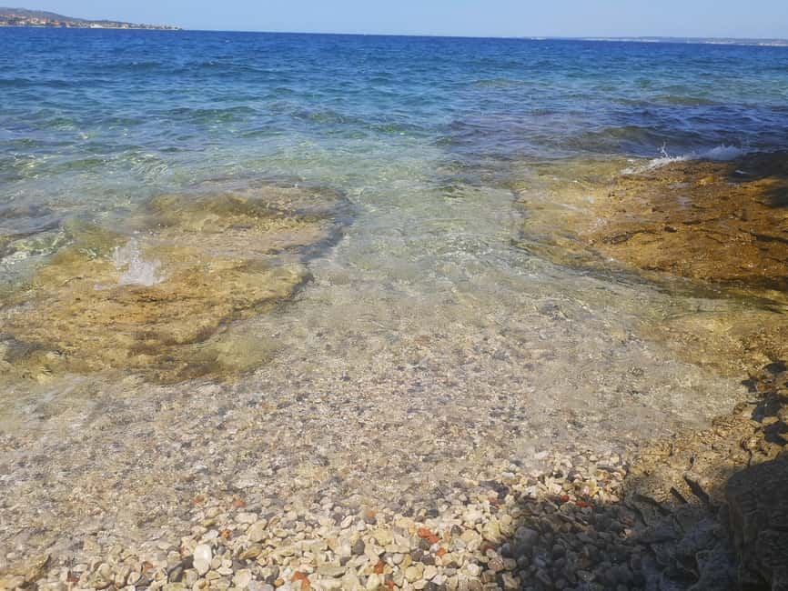 Zadar: 3-Stop Blue Lagoon & Snorkeling Cruise with Drinks - Skippers make the difference