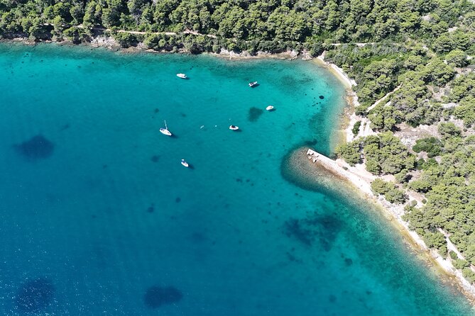 Zadar: Original Island-Hopping Speedboat Tour - Kali: a flexible island lunch stop